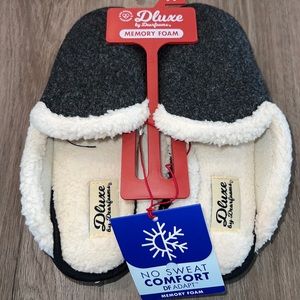 Women's Dluxe Dearfoams Adapt Memory Foam Small 5-6  Slippers New!